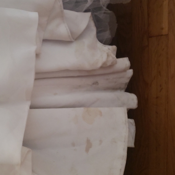 Wedding Dress - Picture 5 of 11